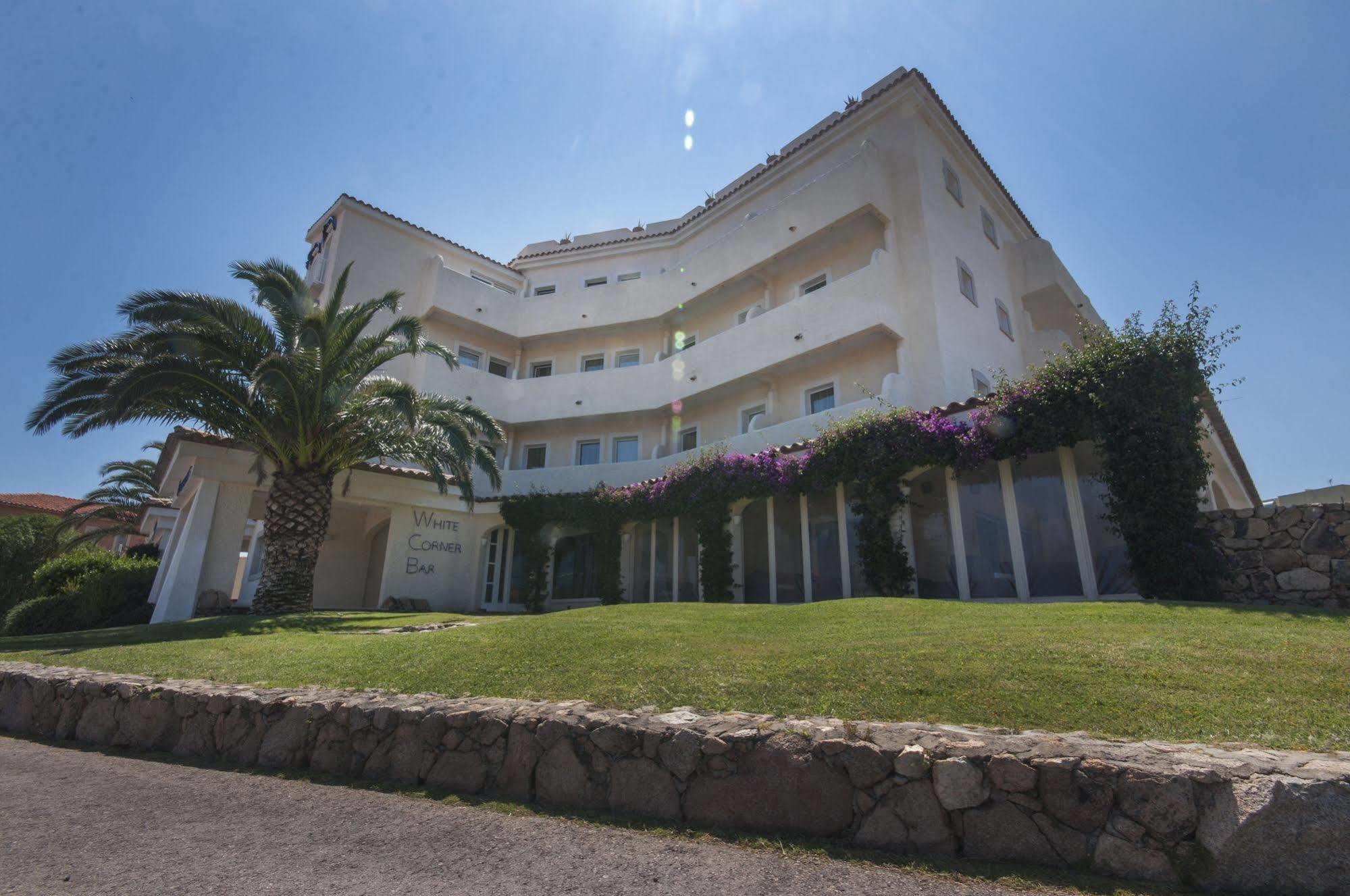 Ahr Baja & Hotel Cannigione