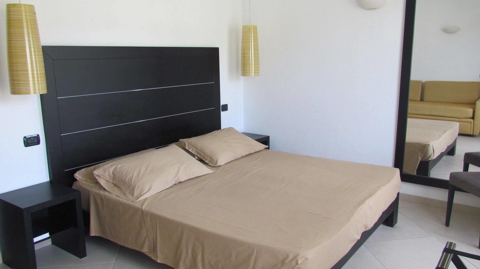 Hotel Ahr Baja & Cannigione